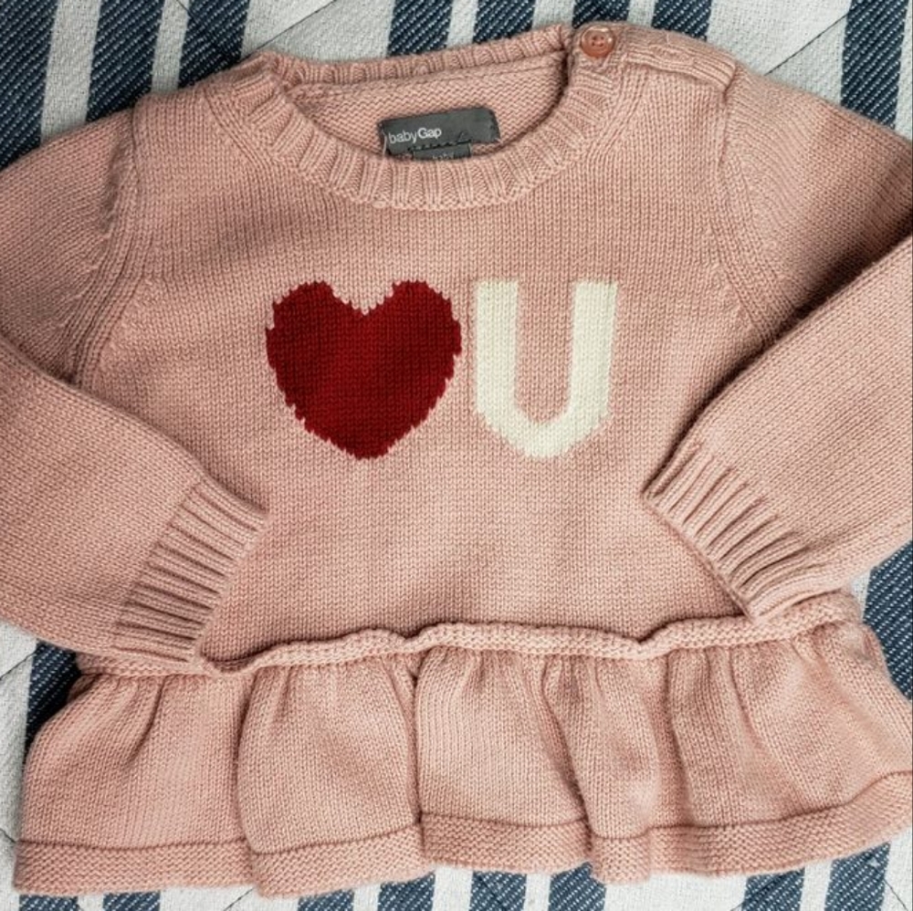 Gap I ❤️ u sweater